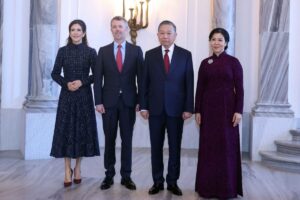 Tuyên bố chung về việc thiết lập quan hệ đối tác chiến lược toàn diện giữa nước Cộng hoà Xã hội Chủ nghĩa Việt Nam và Đan Mạch